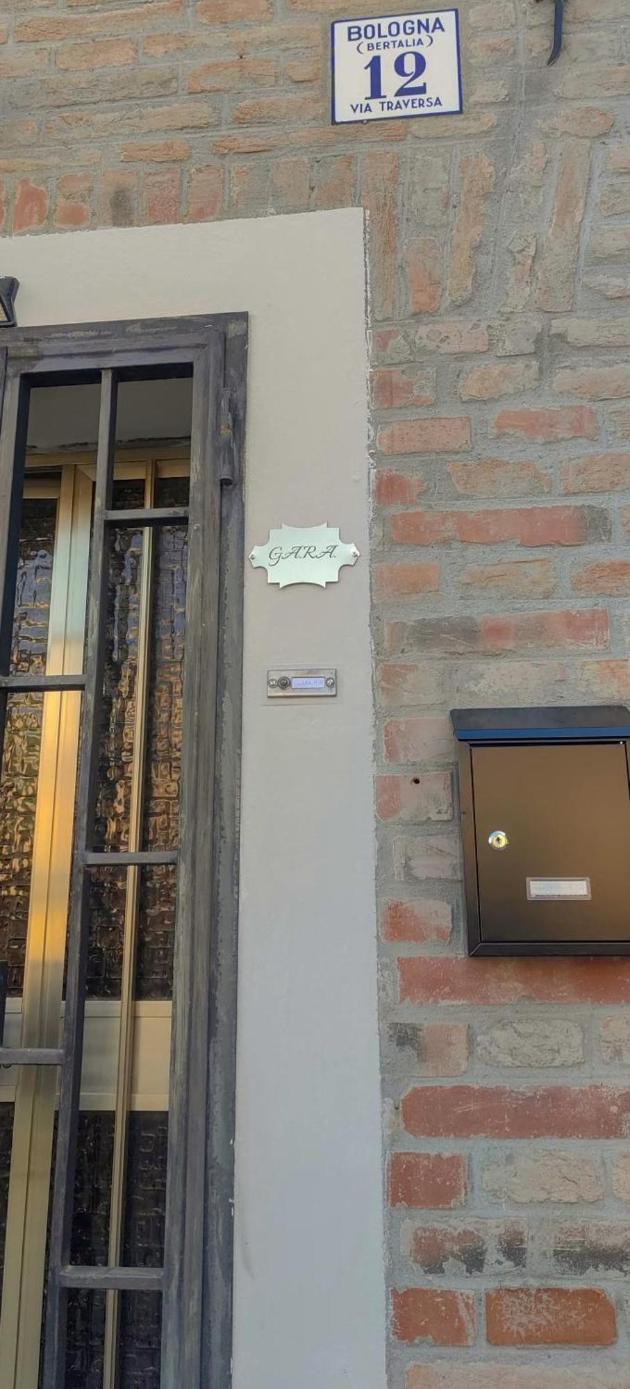 Gara Holiday Home- Bologna Airport Suite Zewnętrze zdjęcie